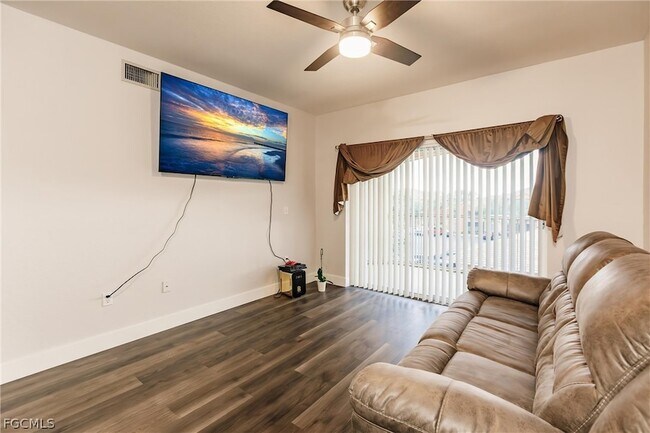 Photo - 6321 Aragon Way Unit 306