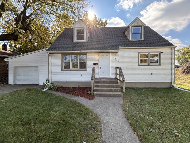 Building Photo - 5225 W 4th Ave