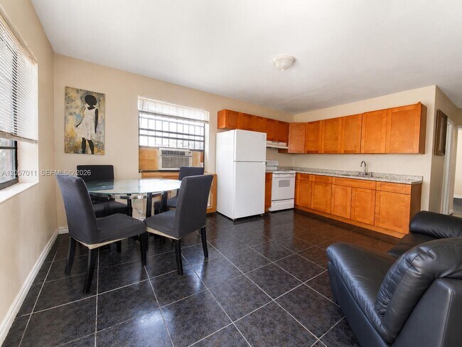 Photo - 10200 SW 171st St Unit B