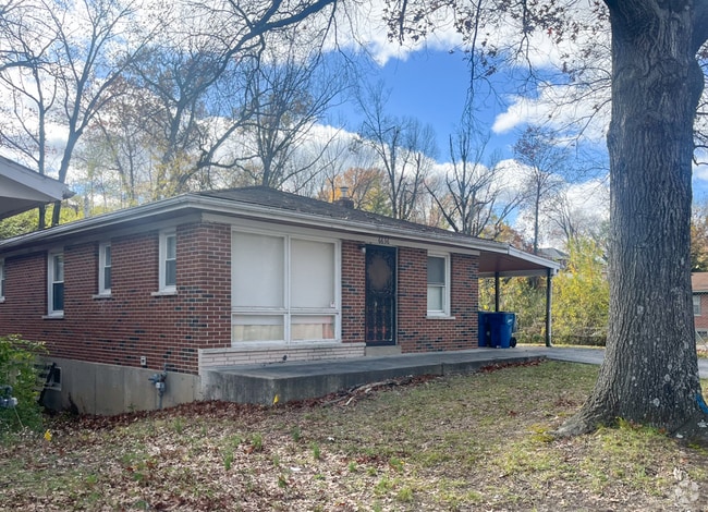 Building Photo - 6636 Kenwood Dr Rental