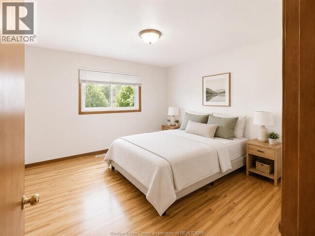 Photo - 979 Arthur Rd
