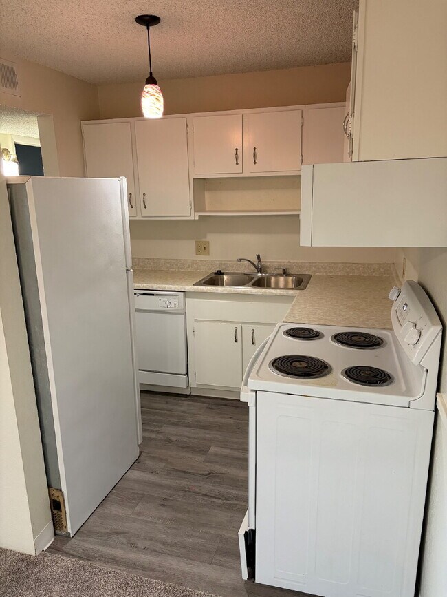 Photo - "Spacious 2BR/2BA Condo in North Boulder –... Unidad 206