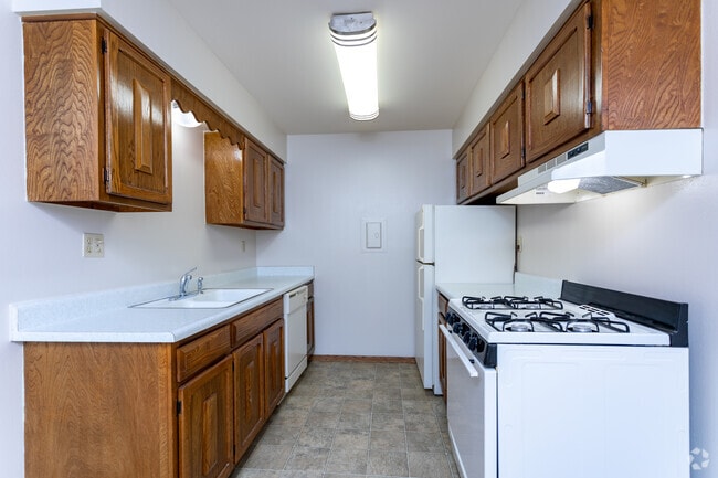 2BR, 1.5BA - Ashford