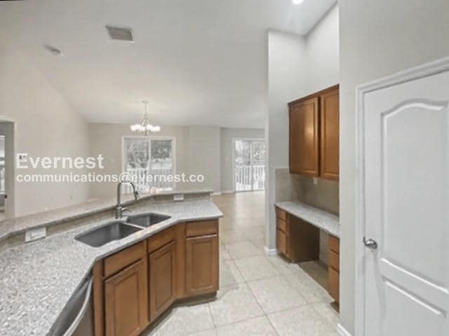 Photo - 7001 Interbay Blvd