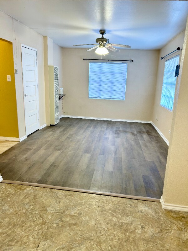 Photo - 2403 N Elmendorf St