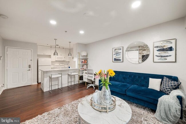 Photo - 3309 Wyndham Cir Unit 1180