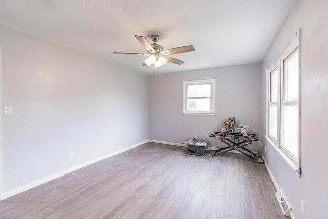 Photo - 219 New Hope Rd