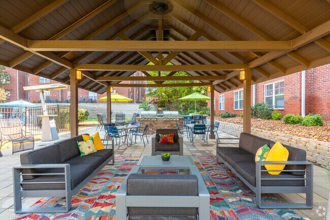 Outdoor Lounge