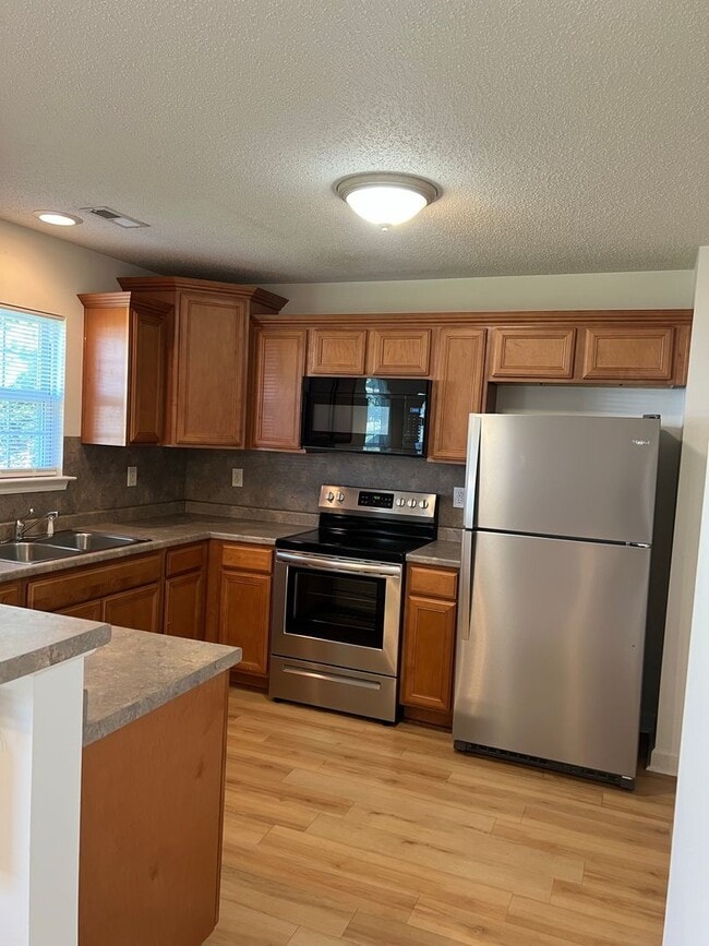 173 Clusters Cir