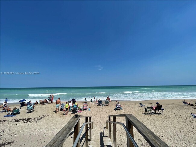 Photo - 781 Nettles Blvd