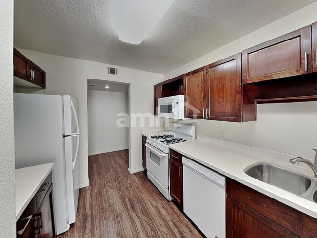 Photo - 7636 Connemara Ave