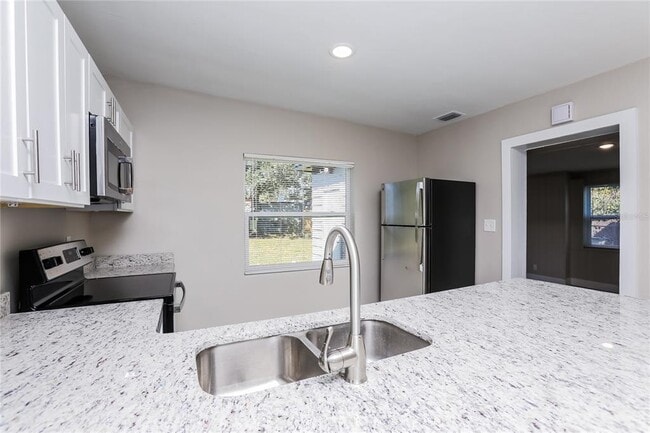 Photo - 5203 Montague Pl