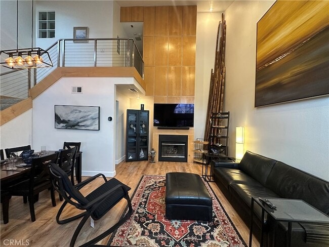 Photo - 2217 Vanderbilt Ln