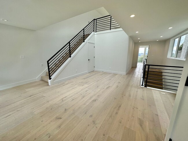 Photo - 507 Galer St