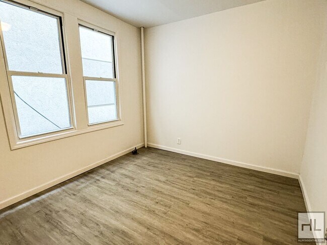 Photo - EAST 165 STREET Unit 1