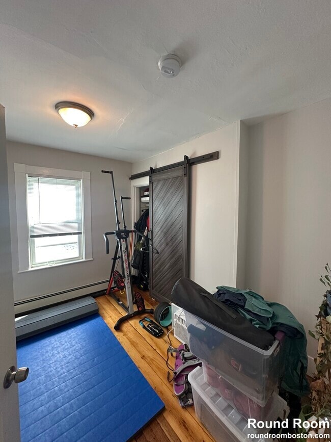 Building Photo - 212 California St Unit 1 Rental