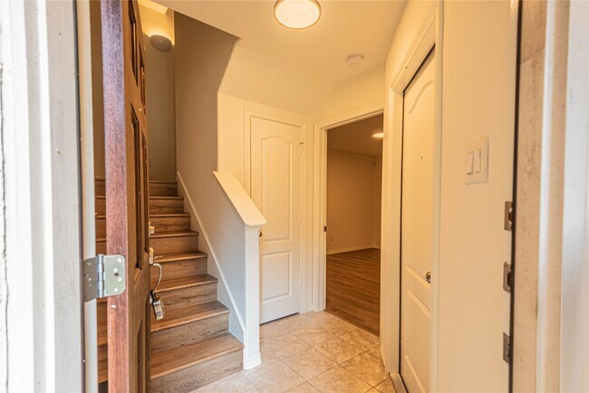 Photo - 8117 Silverton Creek Ln
