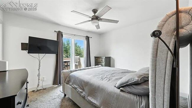 Photo - 2250 E La Salle St Unit 102