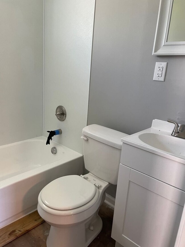Photo - Renovated One Bedroom Duplex