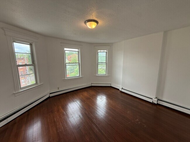 122-124 Shultas Pl