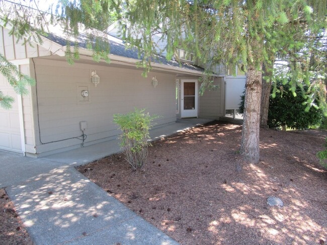 Photo - Split Level Two Bedroom Duplex Unidad 2574