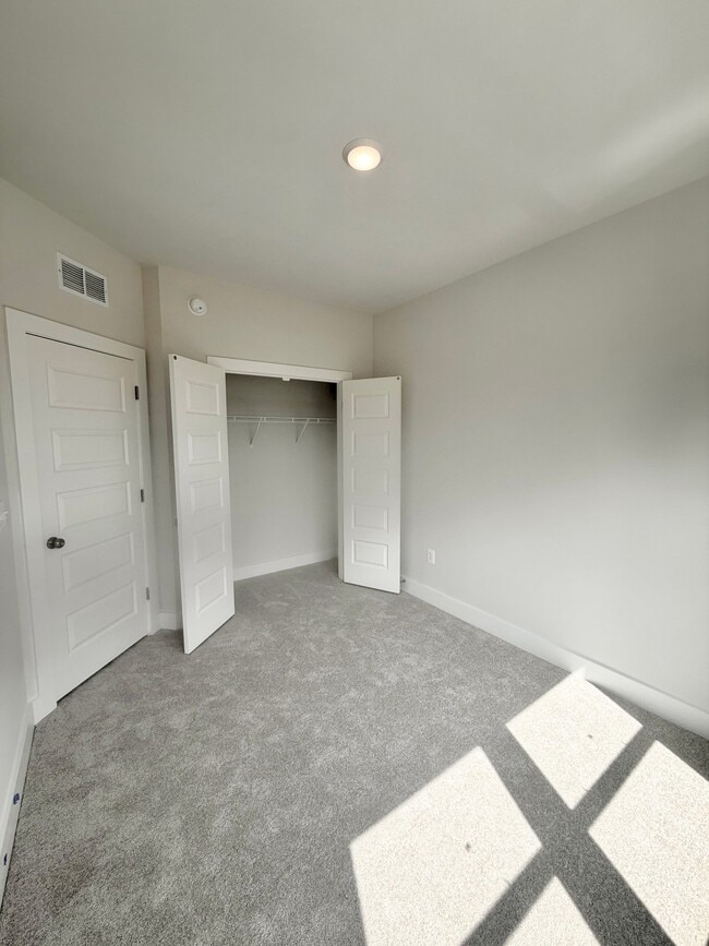 10101 Brook Rd