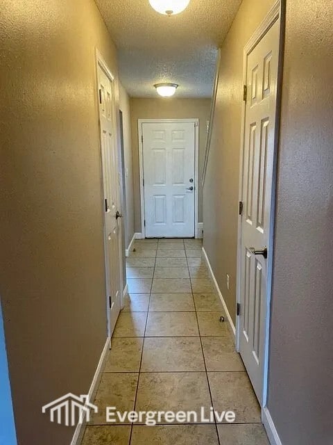 Photo - 37 Laiken Ct