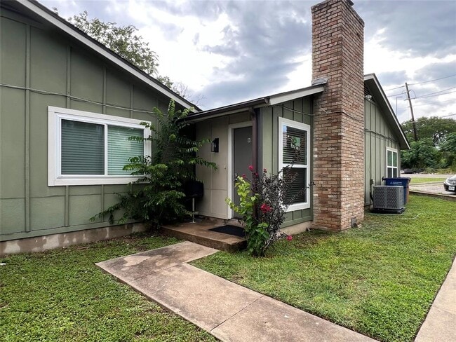 Building Photo - 10510 Little Pebble Dr Rental