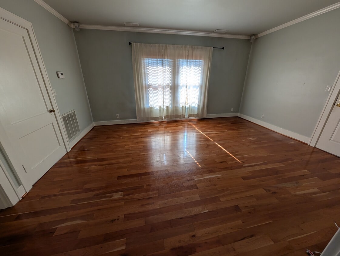 Photo - 1018 17th Ave S (Nashville, TN)