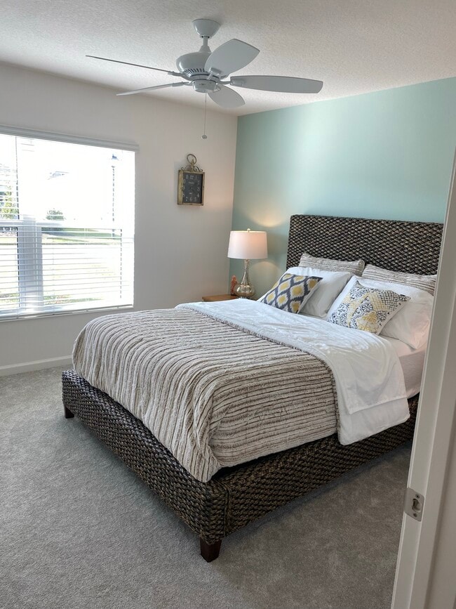 Photo - 1395 Guillermina Loop