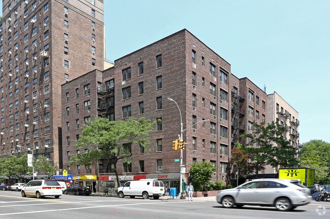 Photo - 201 E 15th St