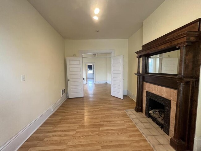 Building Photo - 514 E 500 S Unit A
