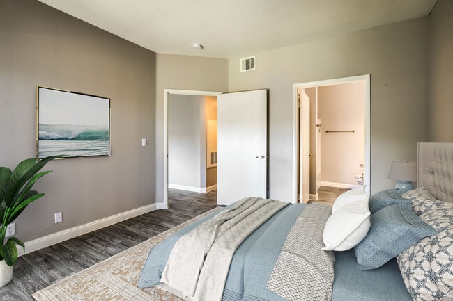 Photo - Madison at Black Mountain