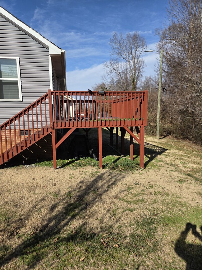 Back Deck - 1214 Nealtown Rd Unit Acct. # 49022032