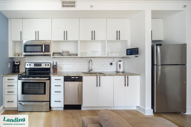 Photo - 933 McGee St Unidad 1-201.1411115
