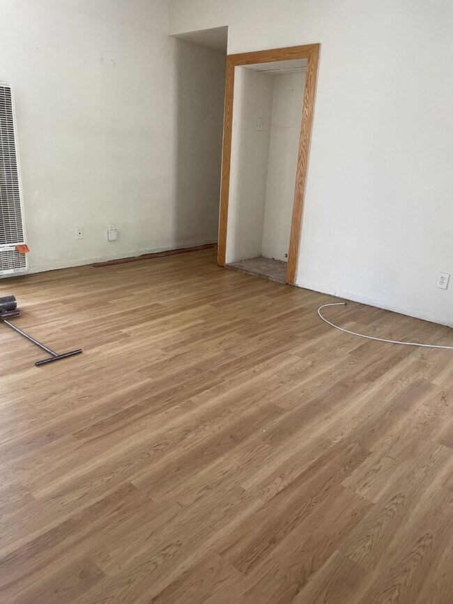 Photo - 3BD/2BA Single Family Home with POOL! –  $200 OFF FIRST MONTHS RENTS