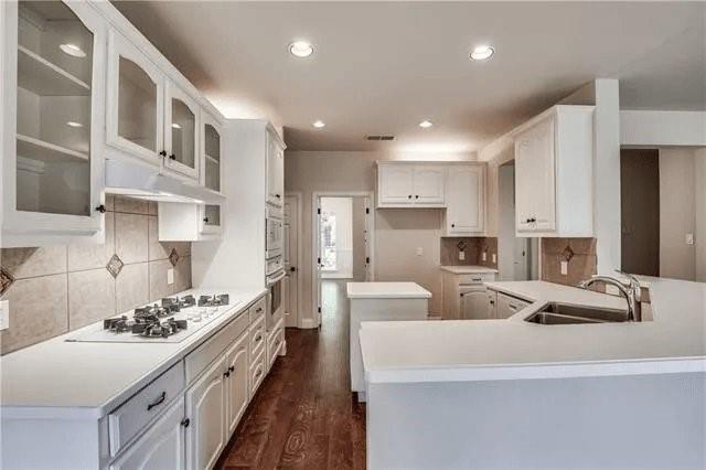 Photo - 5205 Sandstone Ln