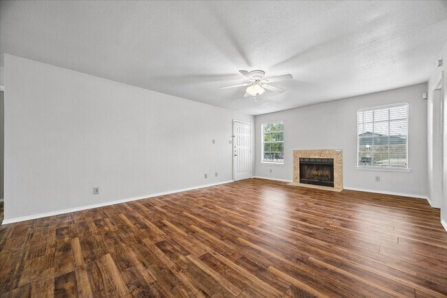 Photo - 9700 Leawood Blvd Unit 702