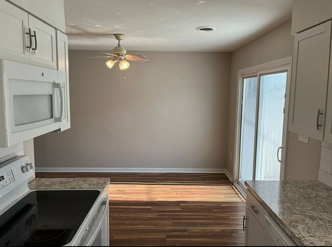 Photo - 51 W Cabin Hollow Rd