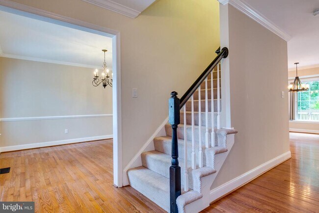 Photo - 7107 Dudrow Ct