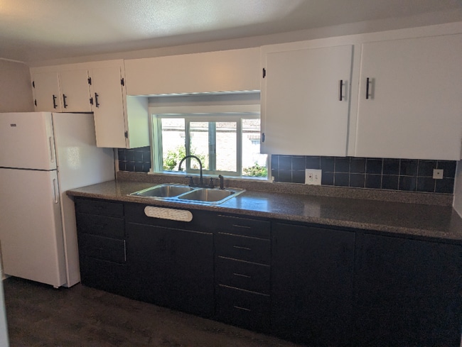 Photo - 2010 Dickinson Ave NW Unit 2012 Dickinson Ave NW O