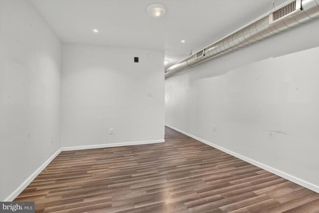 Photo - 129 W Susquehanna Ave Unit 3