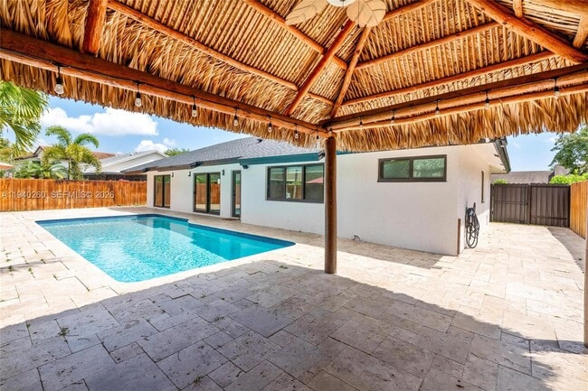 Photo - 730 SW 95 Terrace