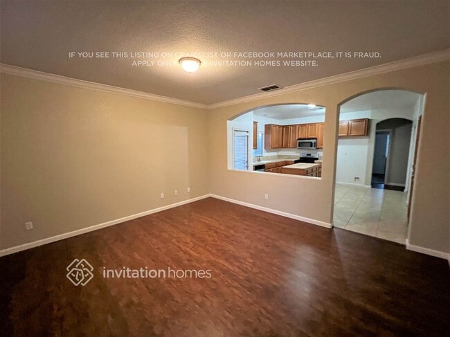 Photo - 5548 Seedling Way