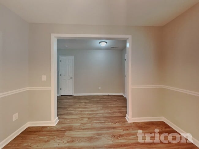 851 Red Oak Tree Dr