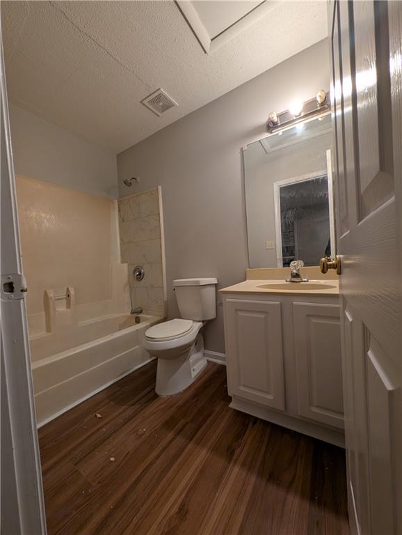 5582 Estates Ct