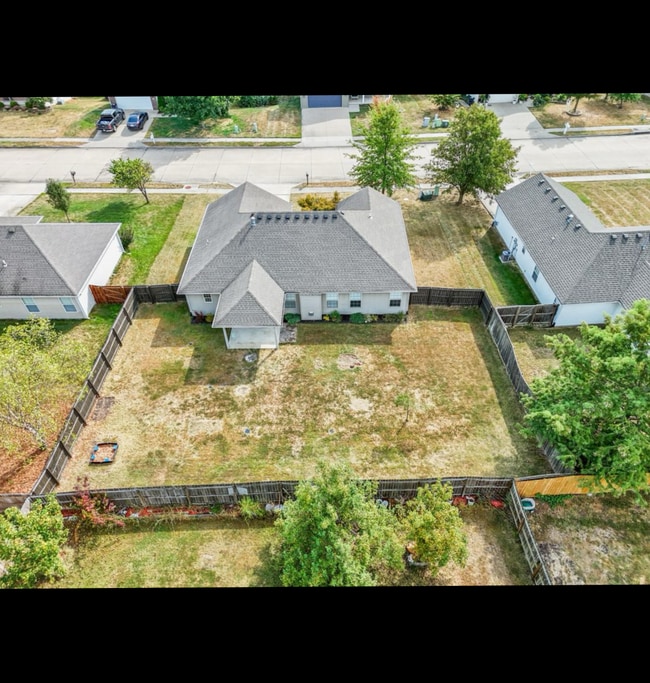 Photo - 3905 Jungle Tree Dr