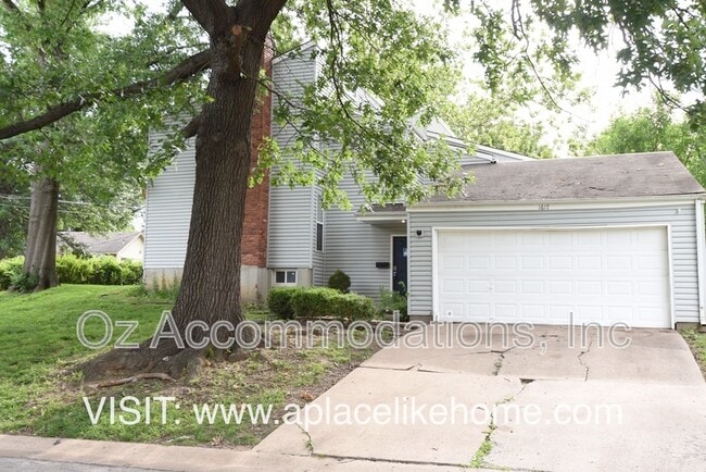 Photo - 1617 E 97th St