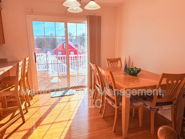 Photo - 140 Stedman St Unit 8 - 1