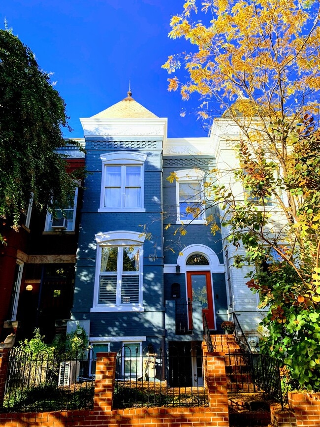 Photo - 47 S St NW Unit B